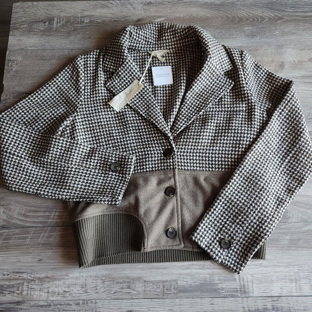 (L) BNWT Boutique Blazer